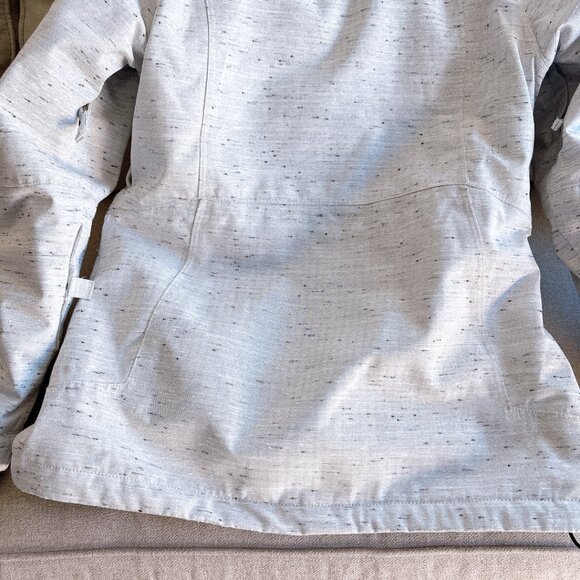 BRAND NEW 686 SNOW JACKET, SIZE S - Picture 8 of 14